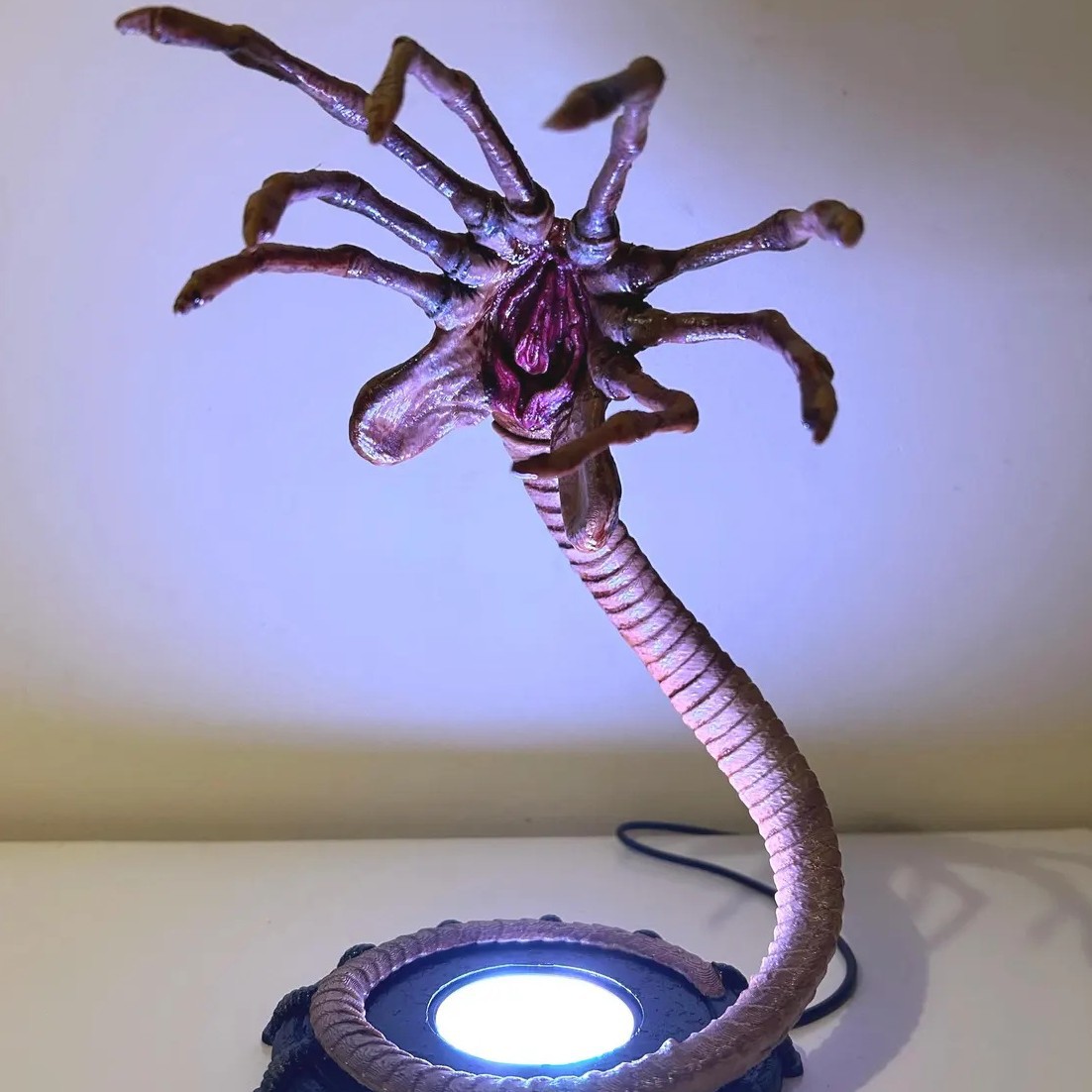 Alien Facehugger Lamp Nachtlam - Halloween Party Supplies recensie en prijs