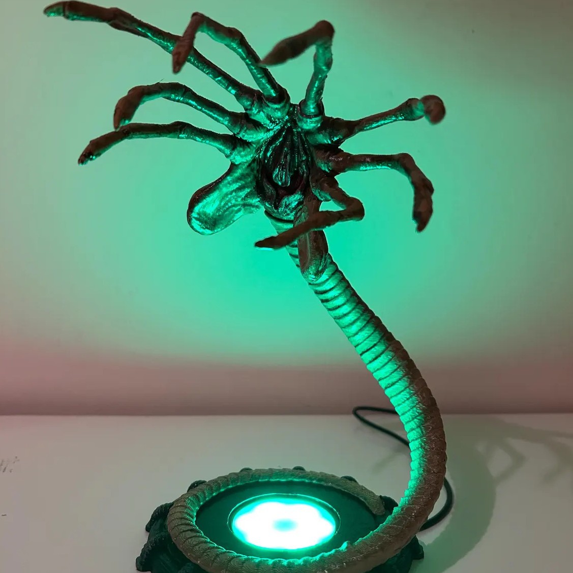 Alien Facehugger Lamp Nachtlam - Halloween Party Supplies recensie en prijs